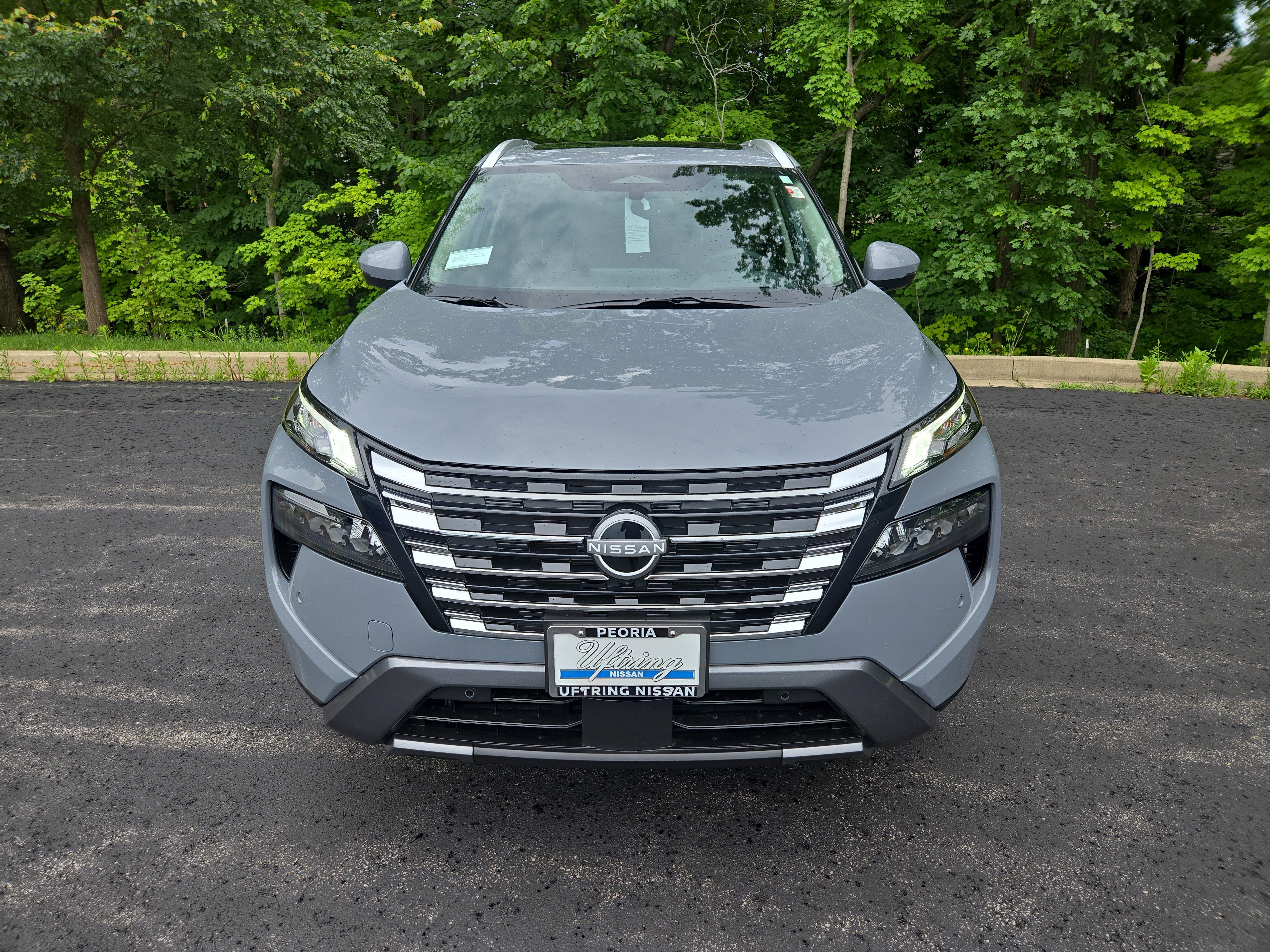 New 2025 Nissan Rogue SL w/ Tech Package image 7