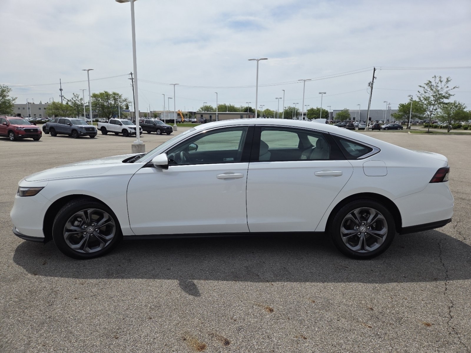 Used 2024 Honda Accord EX image 16