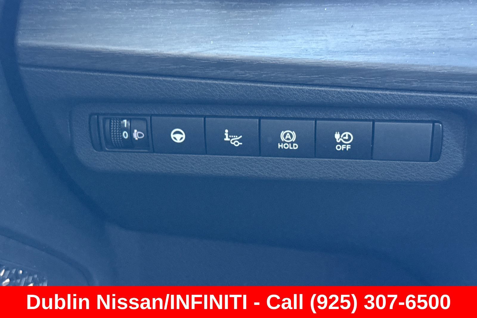 Used 2024 Nissan Ariya AWD image 42
