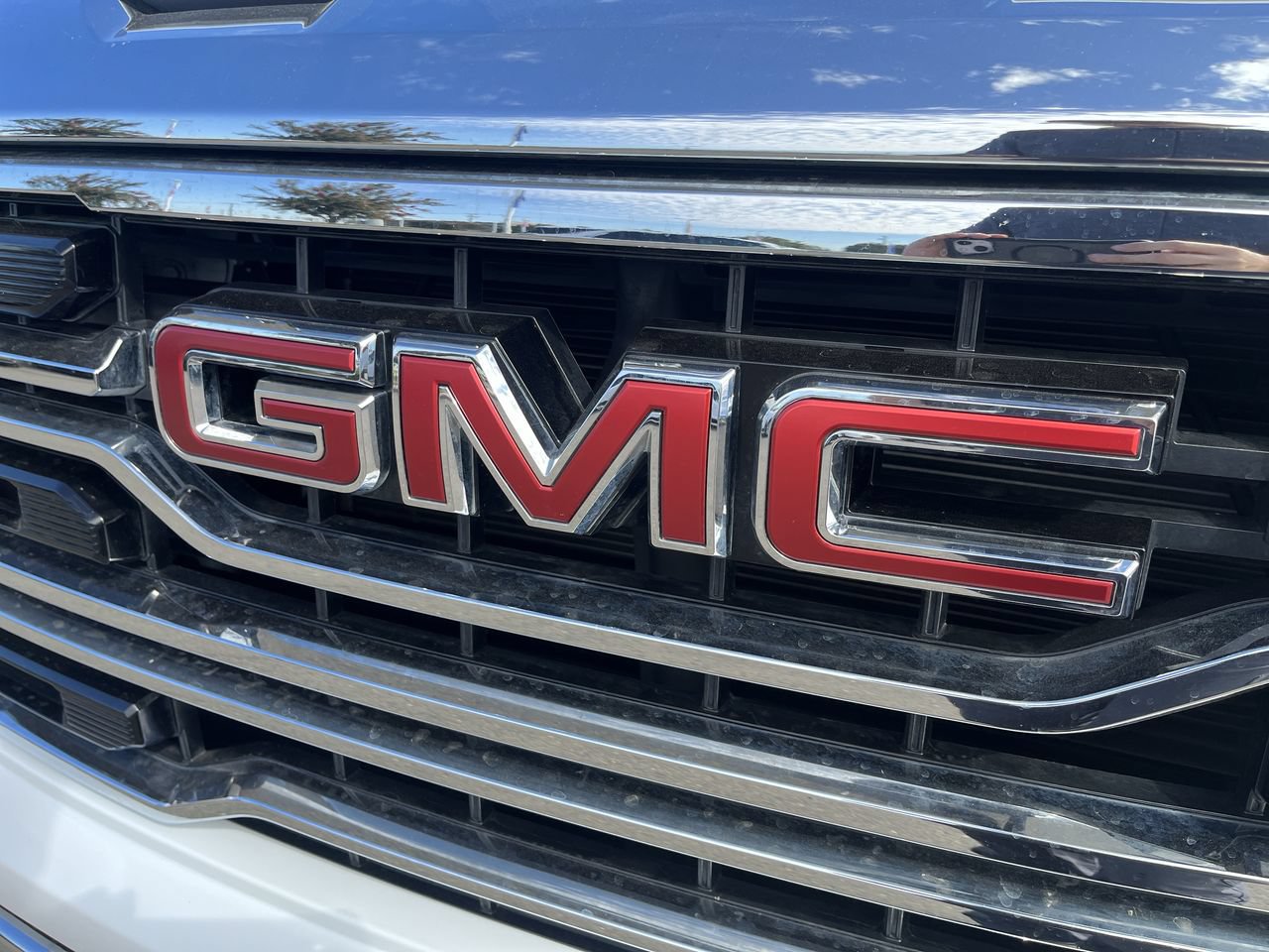 Used 2025 GMC Sierra 1500 SLT RWD image 28