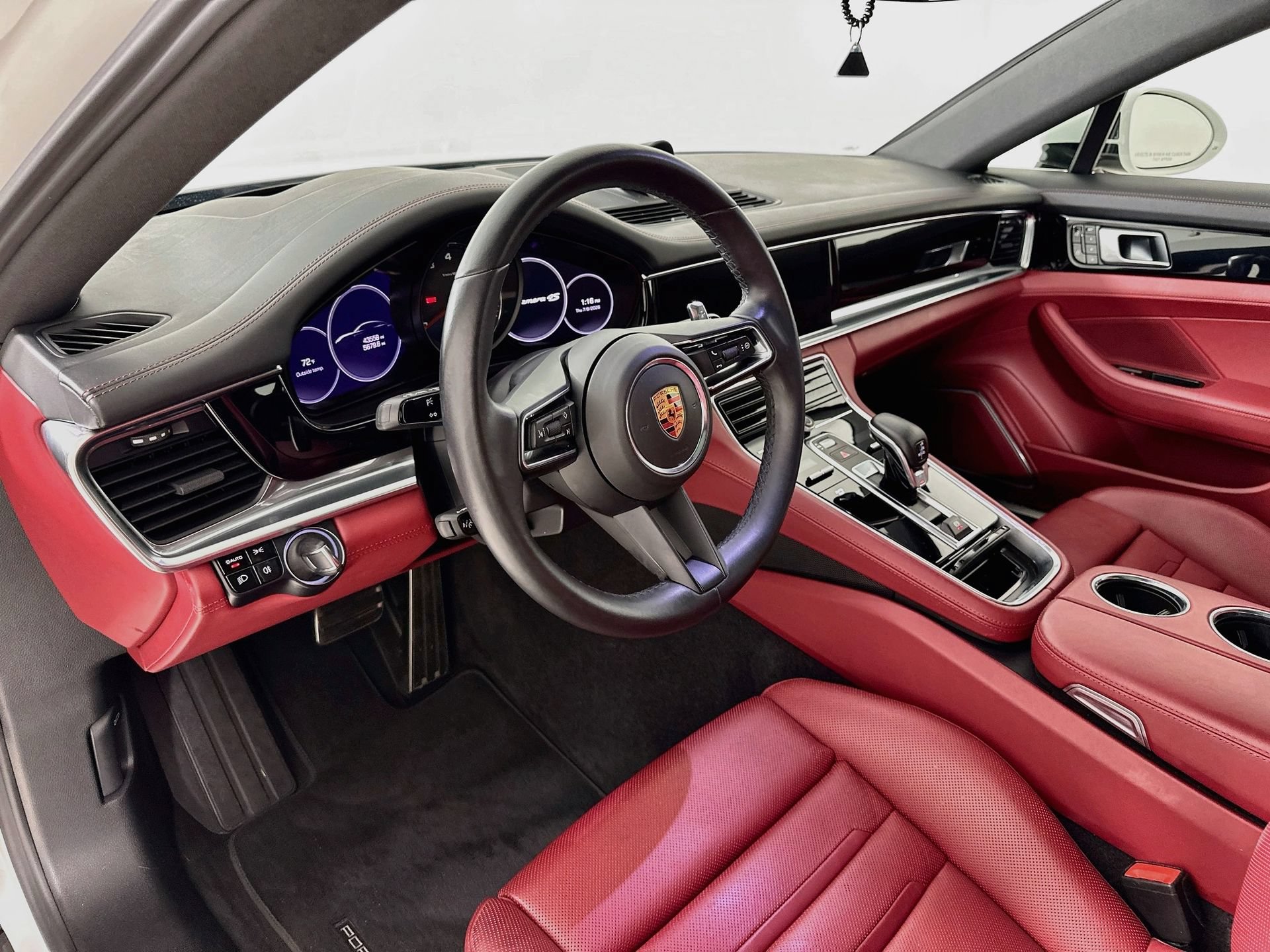 Used 2021 Porsche Panamera 4S AWD/4WD image 10