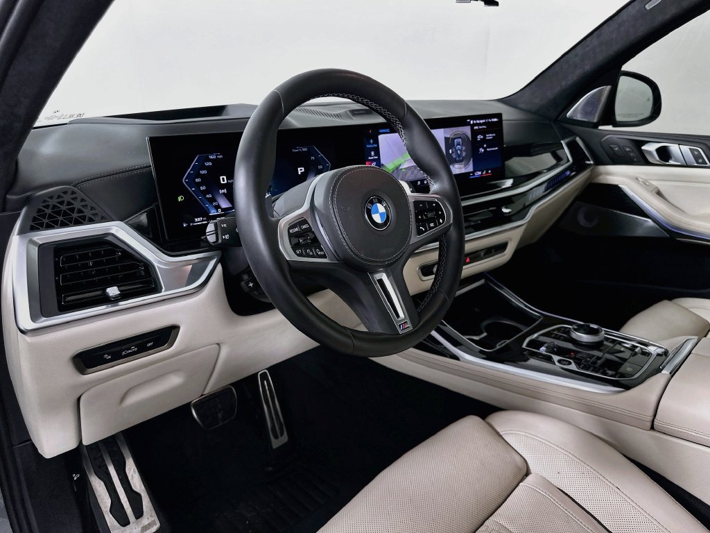 Certified 2024 BMW X7 M60i w/ Executive Package AWD/4WD image 9