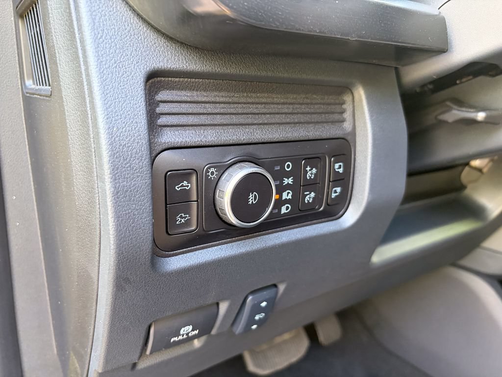 New 2026 Ford F250 Lariat w/ Black Appearance Package AWD/4WD image 13