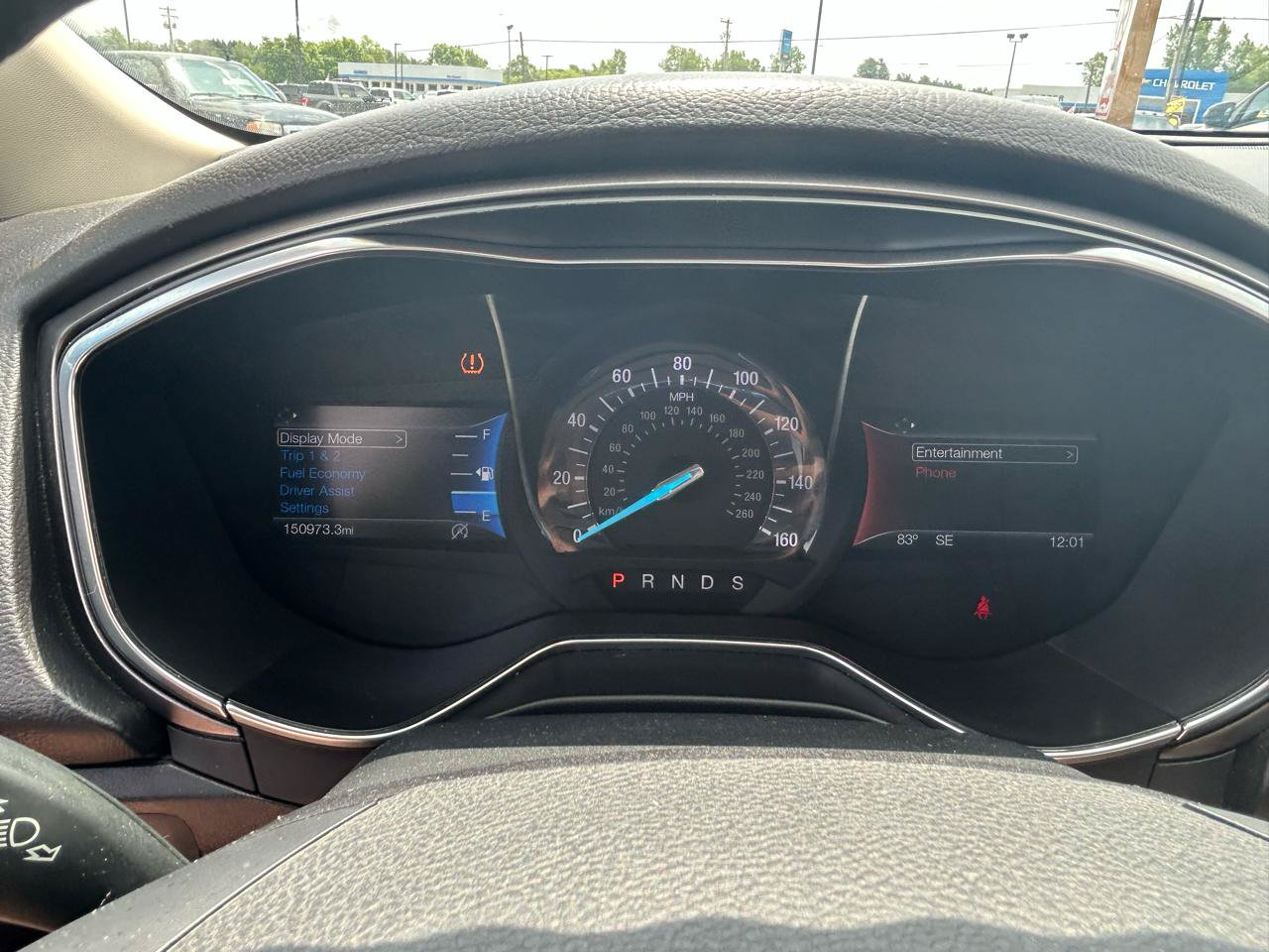Used 2017 Ford Fusion SE w/ Fusion SE Technology Package FWD image 21