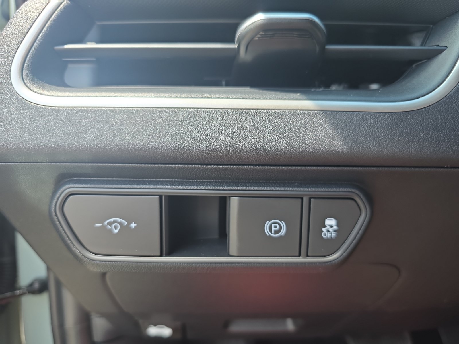 Certified 2026 Kia K4 FWD image 25