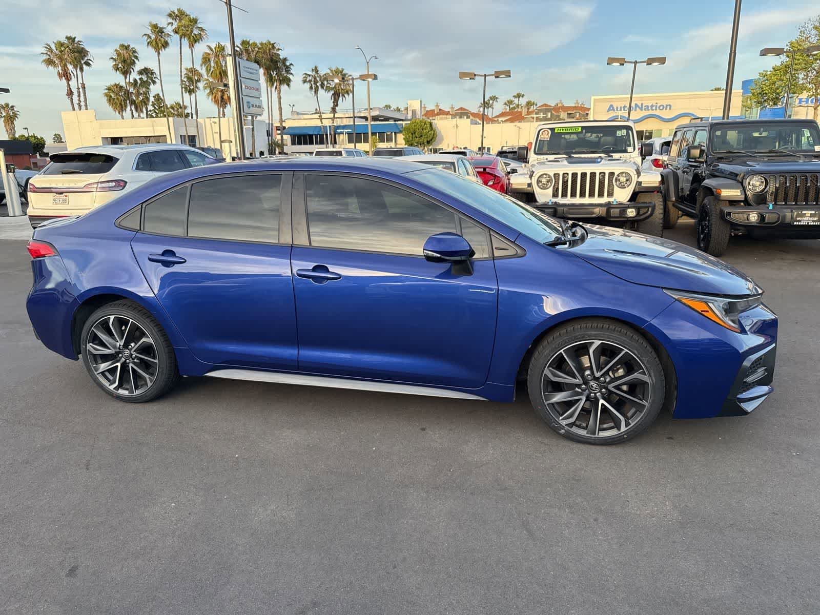 Used 2020 Toyota Corolla SE FWD image 4
