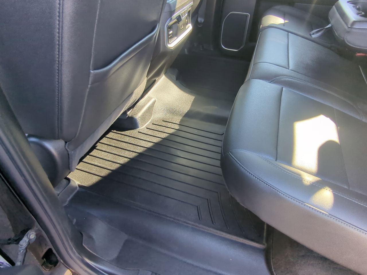 Used 2025 Chevrolet Silverado 3500 LTZ w/ Trail Boss Package image 36