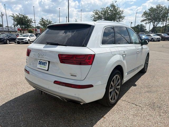 Used 2018 Audi Q7 3.0T Prestige AWD/4WD image 5
