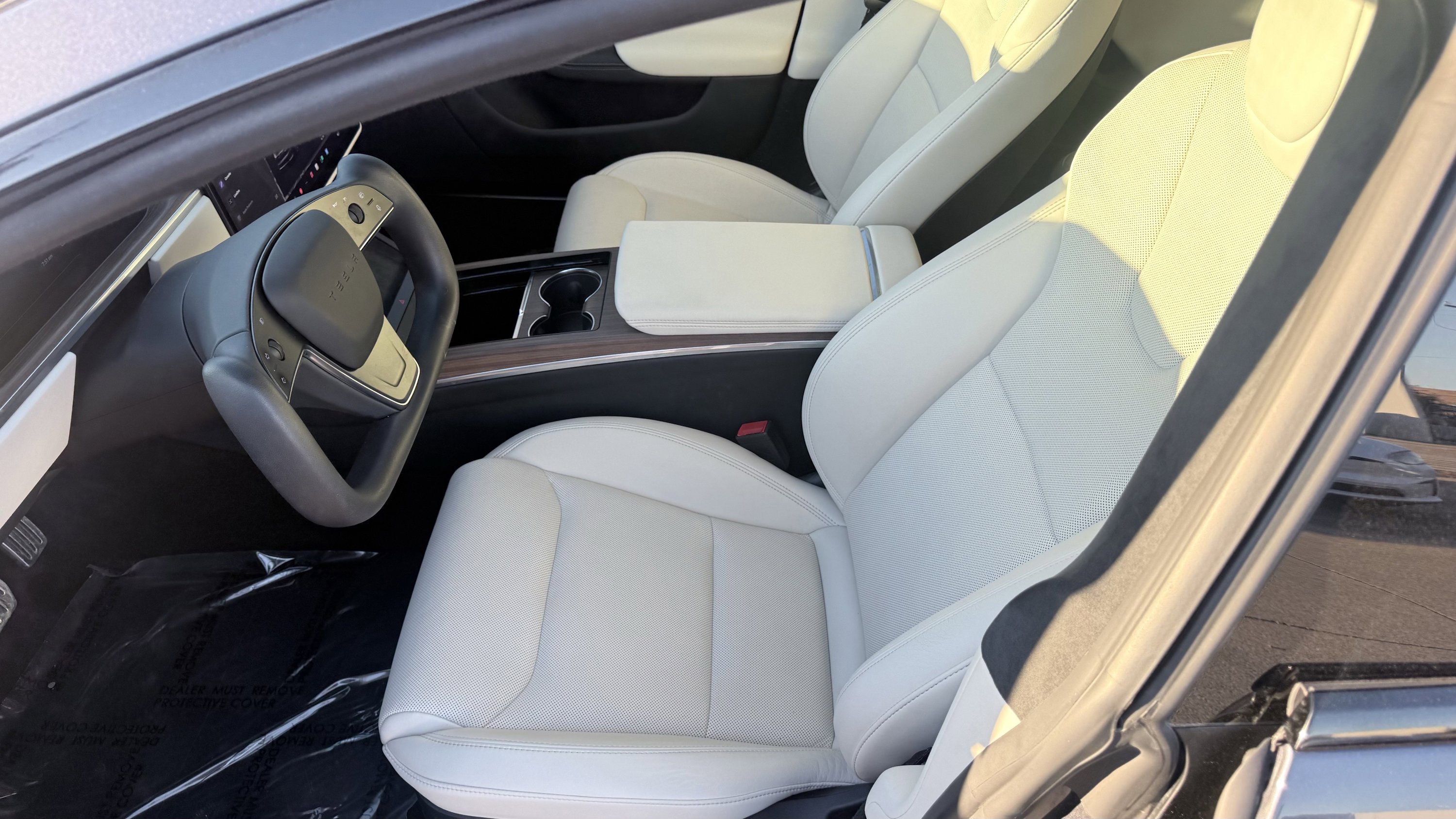 Used 2023 Tesla Model S image 23