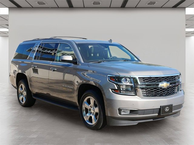 Used 2017 Chevrolet Suburban LT video 1