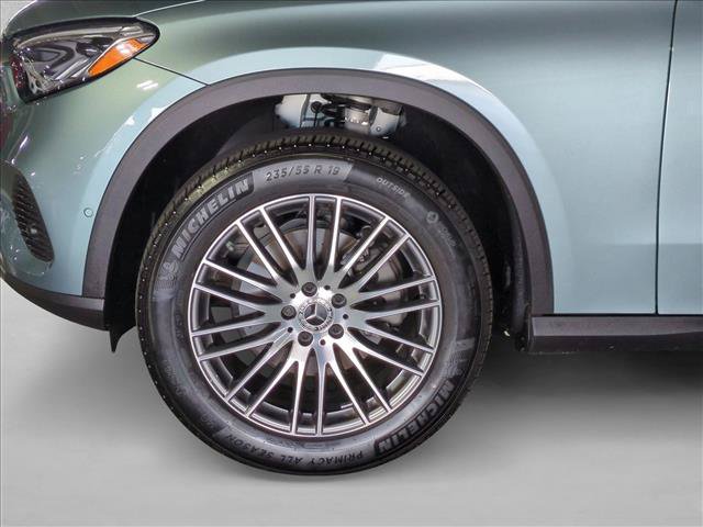 Certified 2026 Mercedes-Benz GLC 300 image 21