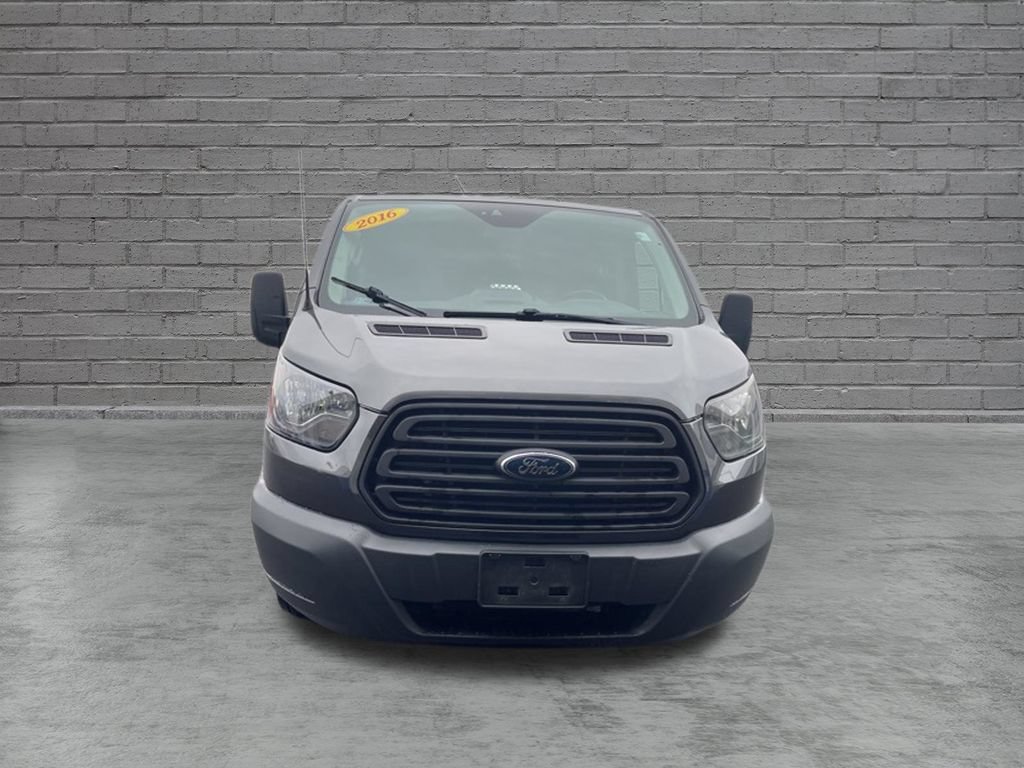 Used 2016 Ford Transit 150 130 Low Roof RWD image 3