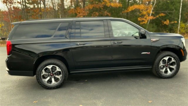 New 2026 GMC Yukon XL AT4 Ultimate w/ LPO, Illumination Package image 9