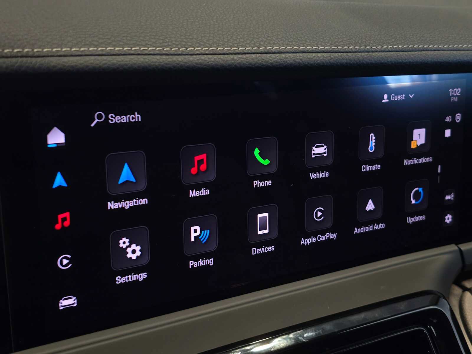 Used 2024 Porsche Panamera 4 image 28