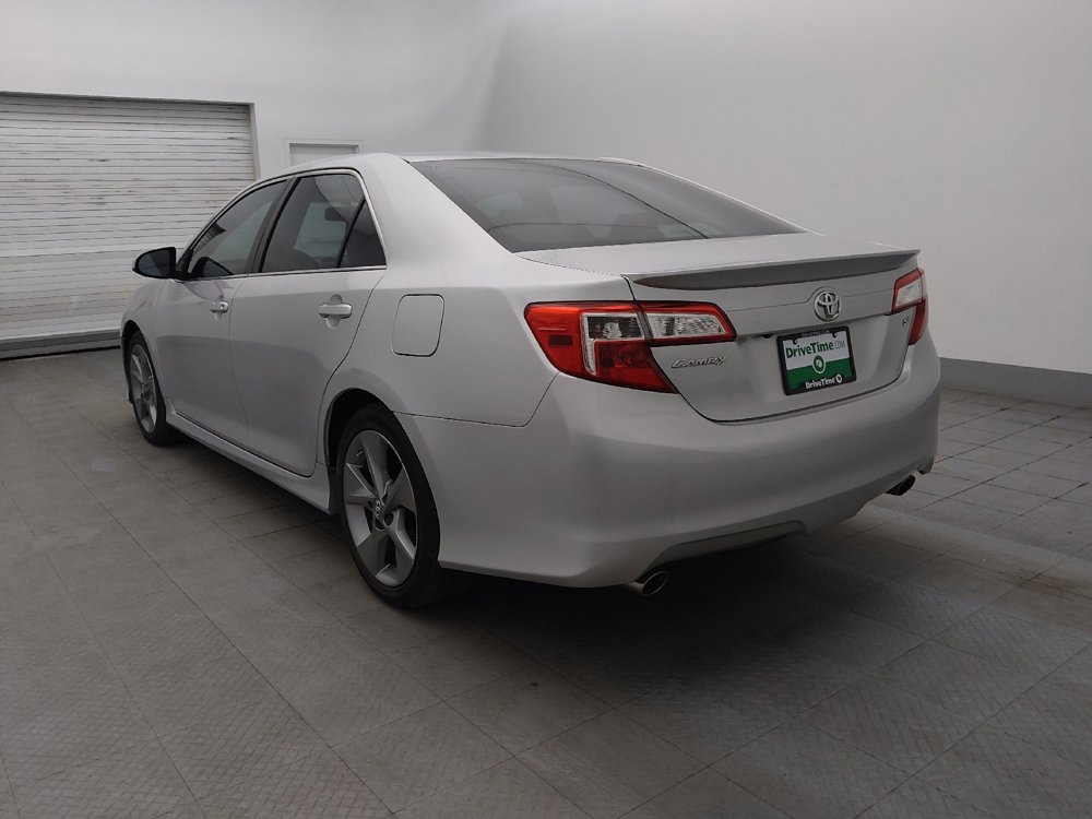 Used 2014 Toyota Camry SE image 5