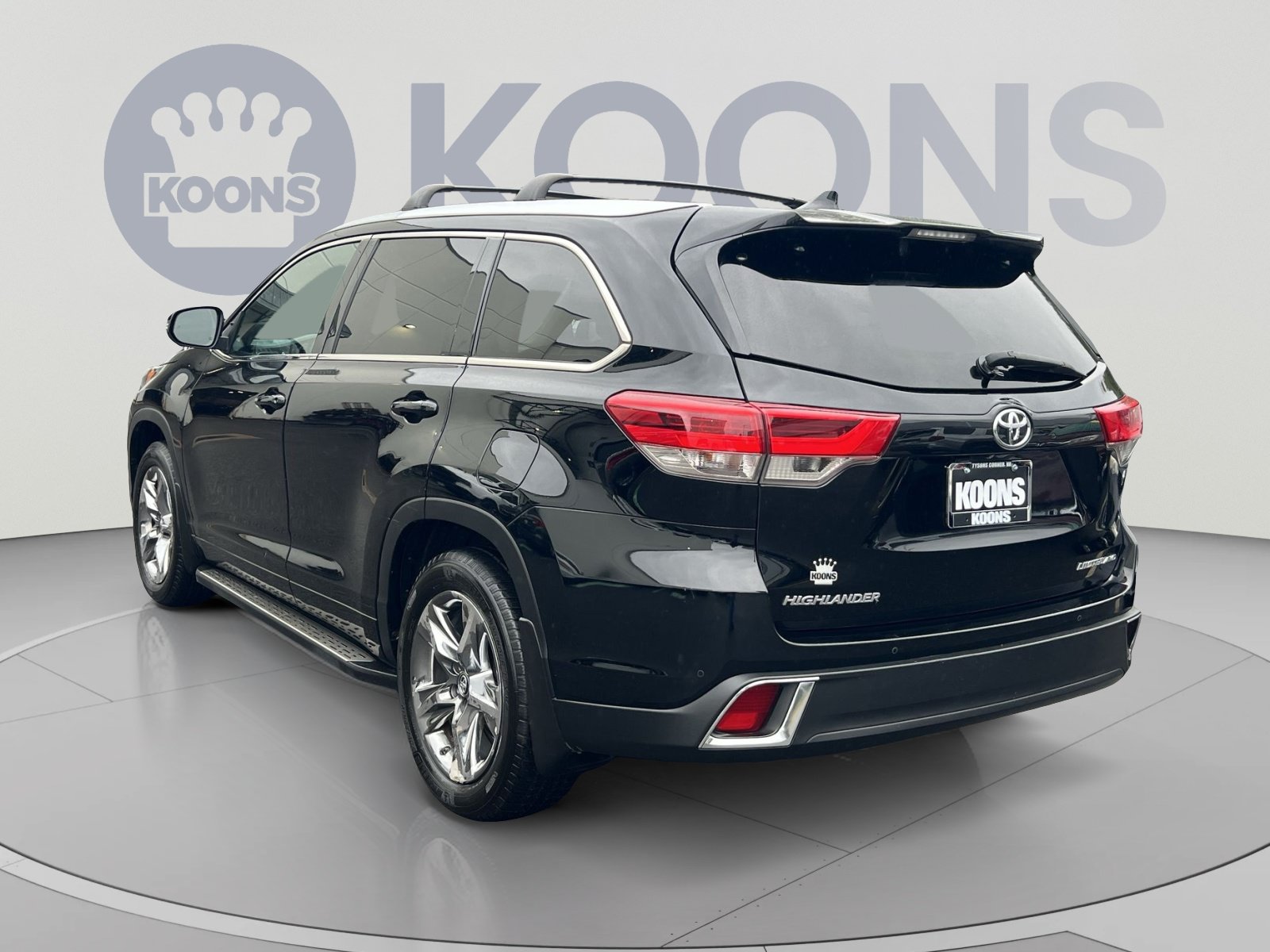 Used 2018 Toyota Highlander Limited Platinum AWD/4WD image 4