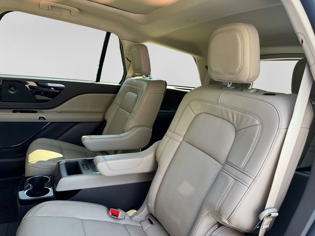 Used 2021 Lincoln Aviator Reserve w/ Equipment Group 201A AWD/4WD image 20
