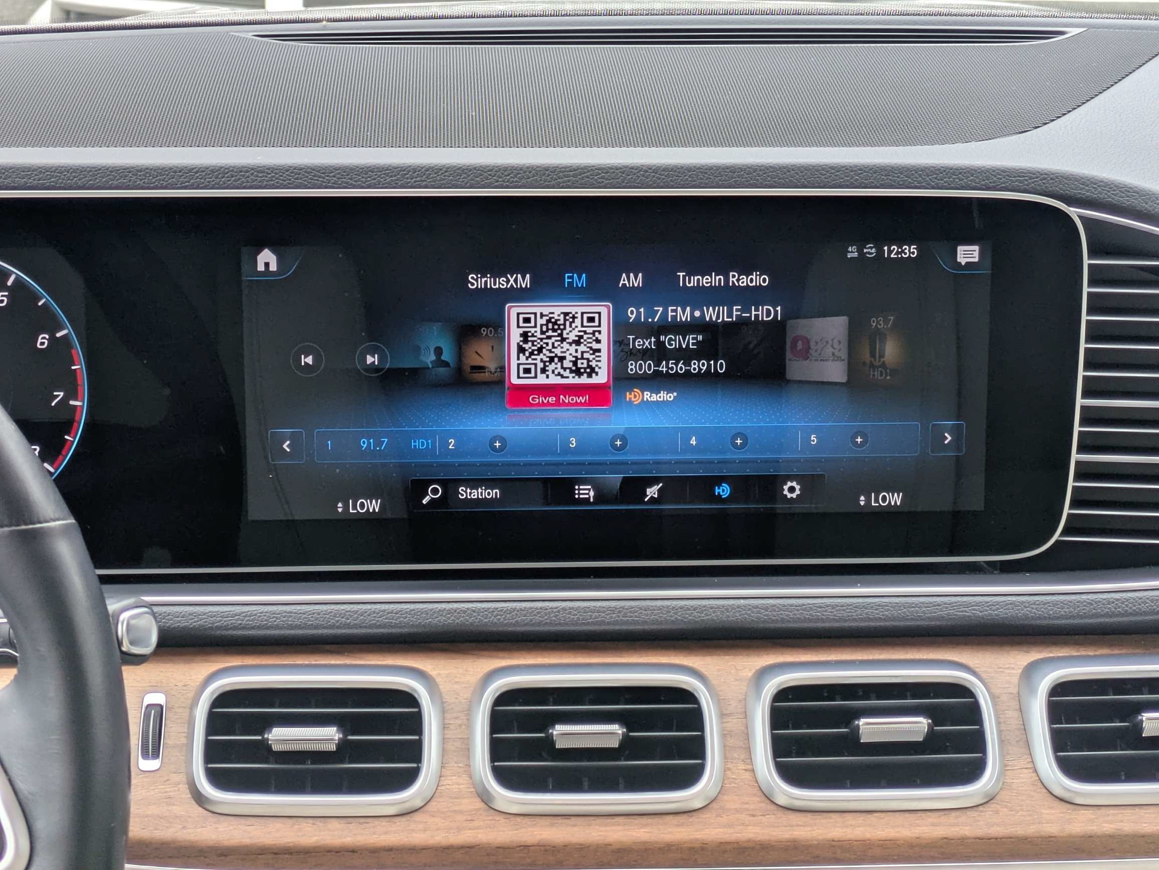 Used 2021 Mercedes-Benz GLE 350 4MATIC image 16