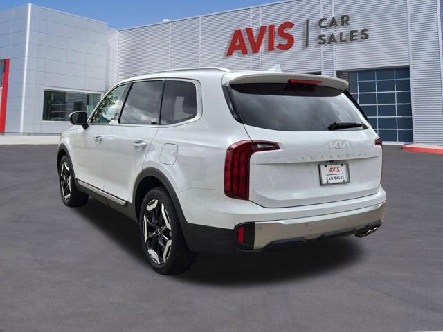 Used 2025 Kia Telluride S image 10