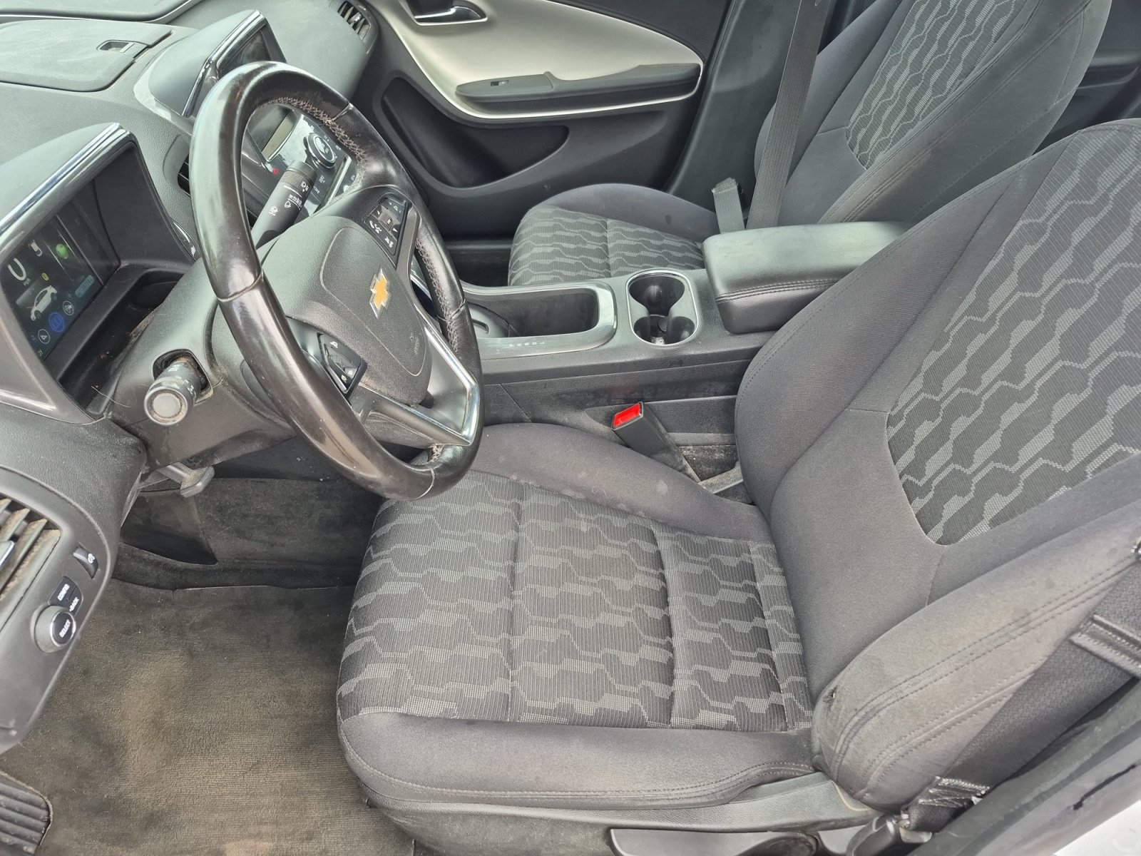 Used 2015 Chevrolet Volt FWD image 13