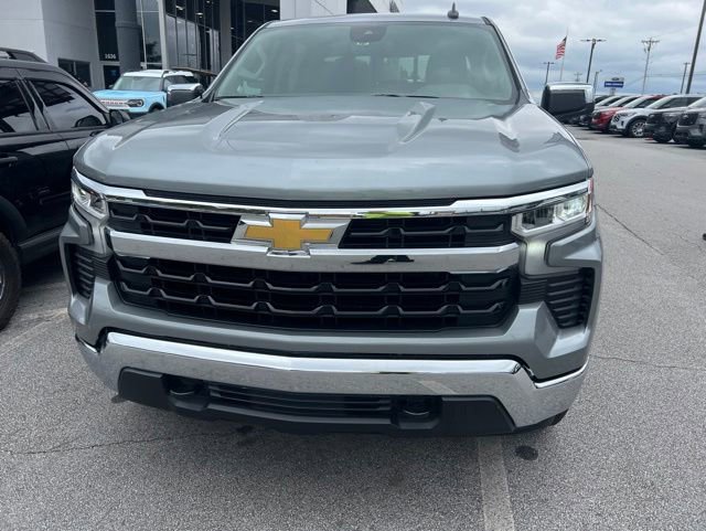Used 2026 Chevrolet Silverado 1500 LT AWD/4WD image 9