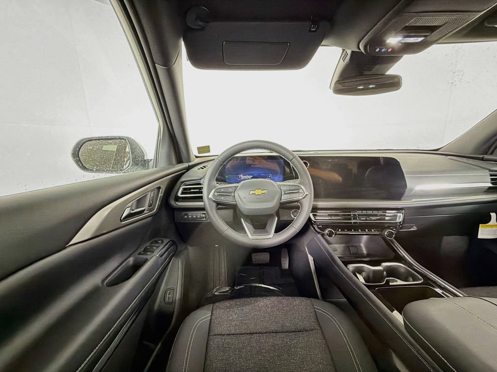 New 2027 Chevrolet Traverse LT w/ Sun and Wheel Package AWD/4WD image 19