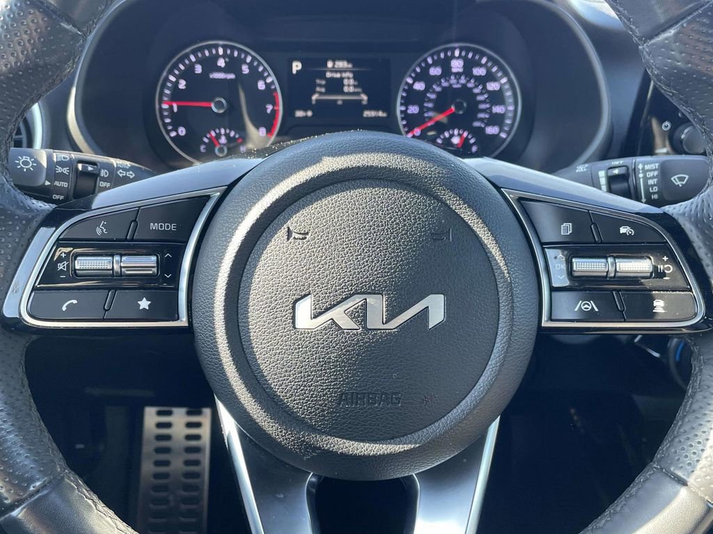 Used 2024 Kia Forte GT-Line w/ GT-Line Premium Package image 22