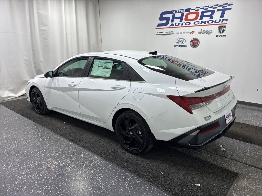 New 2026 Hyundai Elantra SEL Sport image 7