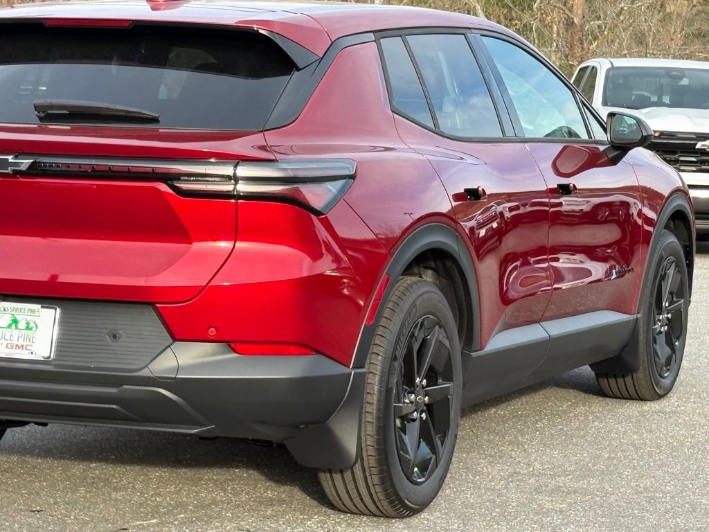 New 2026 Chevrolet Equinox EV LT w/ Midnight Package image 38