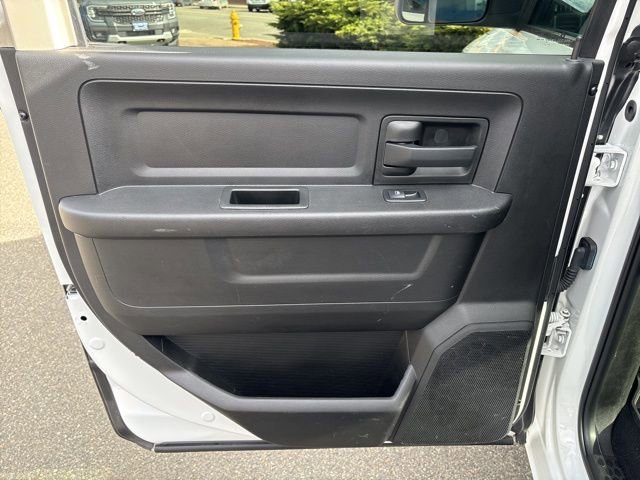 Used 2018 RAM 2500 Tradesman w/ Chrome Appearance Group image 35