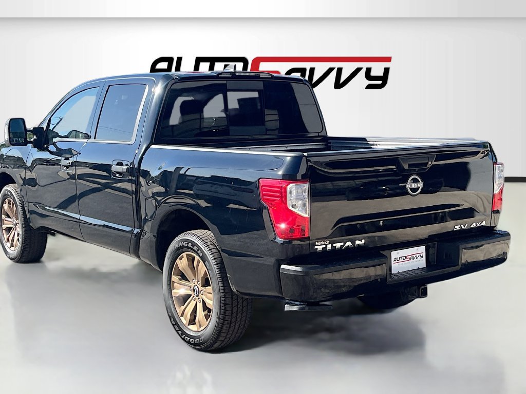 Used 2024 Nissan Titan SV w/ SV Convenience Package AWD/4WD image 5