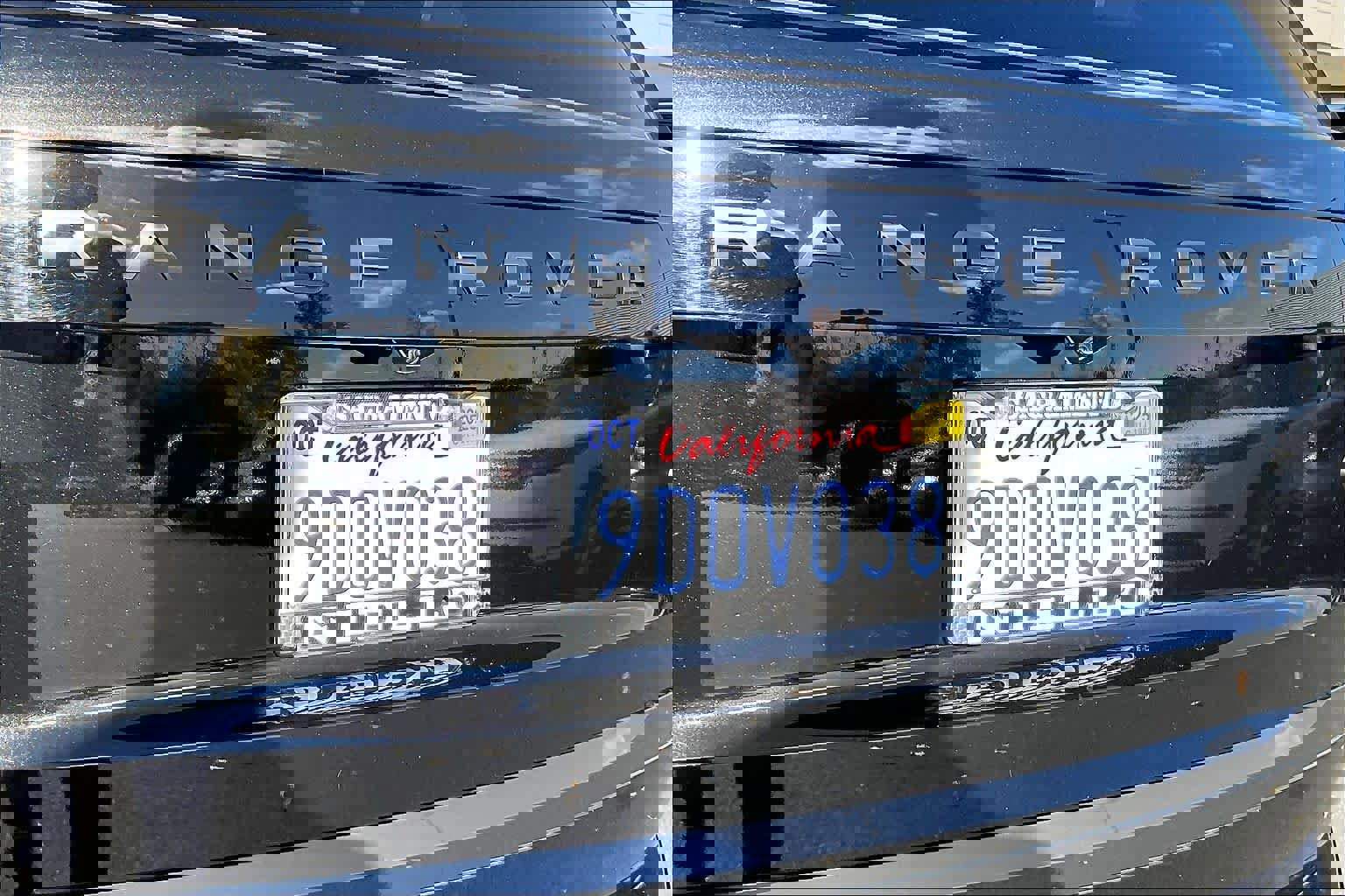 Used 2023 Land Rover Range Rover Long Wheelbase SE image 11