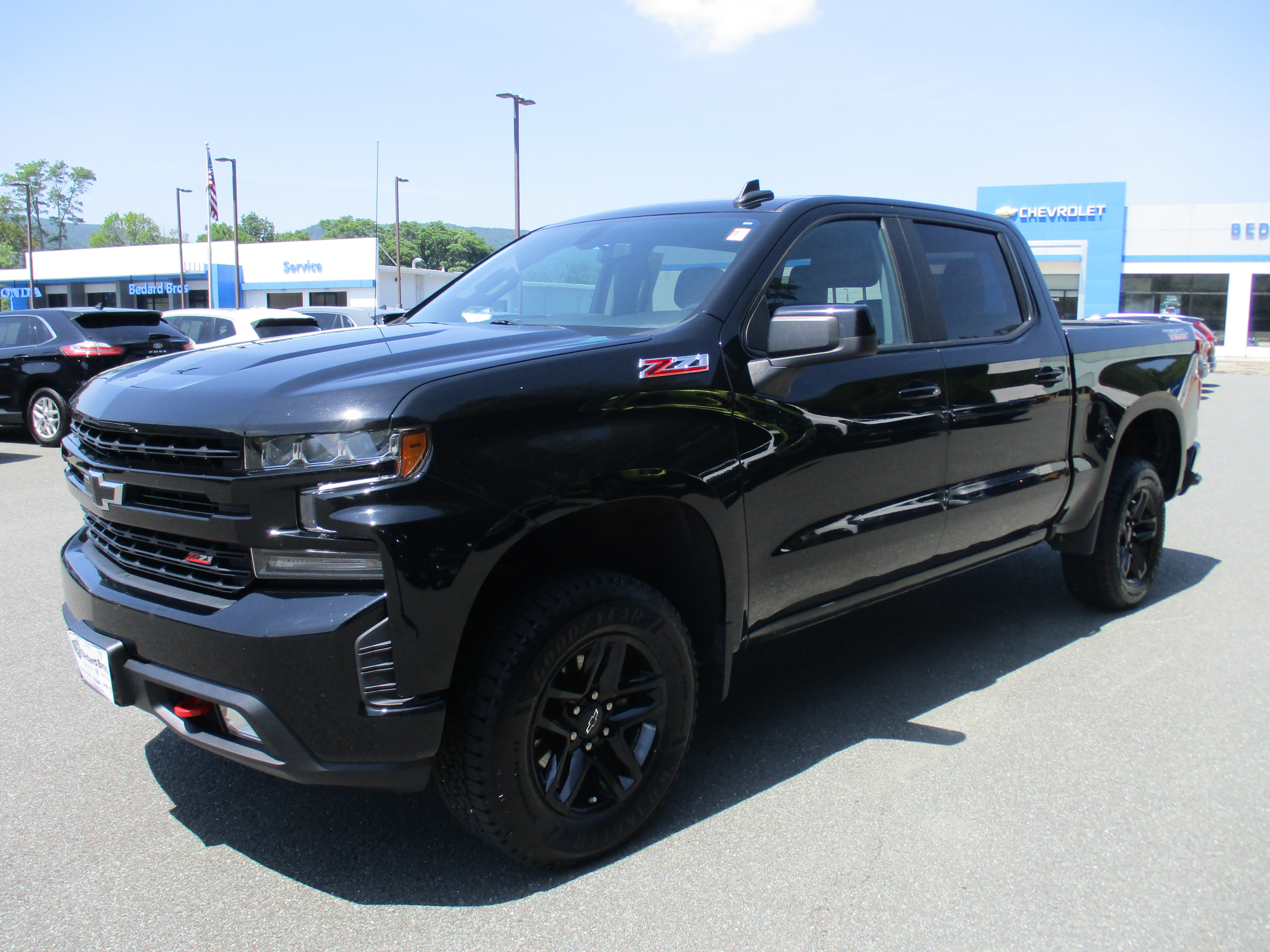 Used 2021 Chevrolet Silverado 1500 LT Trail Boss AWD/4WD image 1