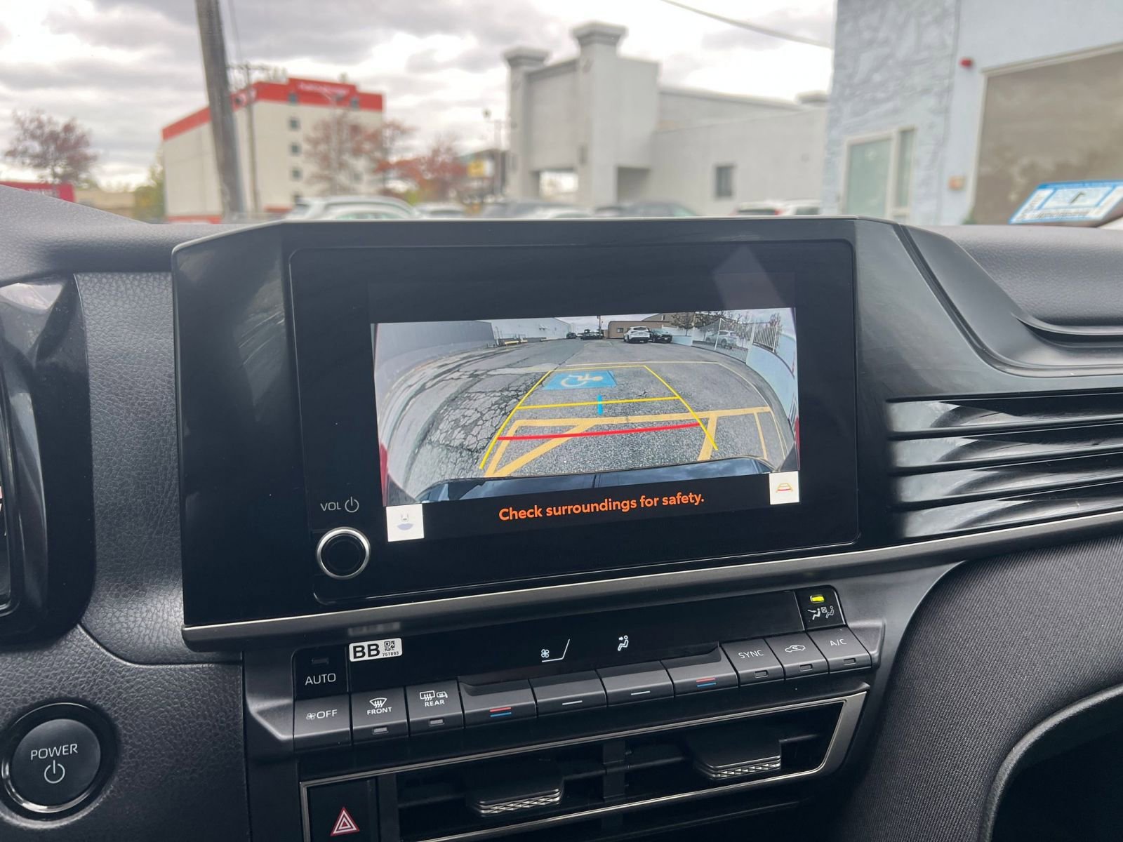 Used 2025 Toyota Camry LE image 17