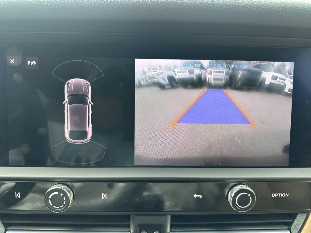 Used 2022 Porsche Macan image 23