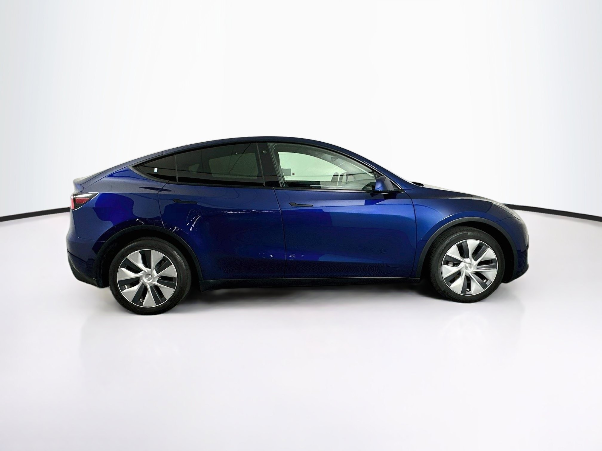Used 2023 Tesla Model Y Long Range AWD/4WD image 10