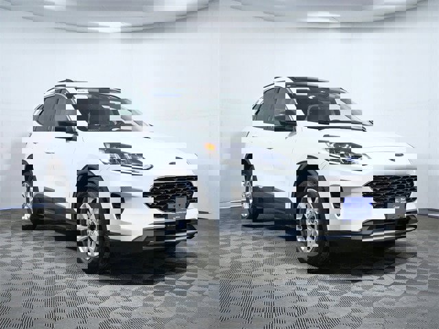 Certified 2022 Ford Escape SE w/ Convenience Package image 1
