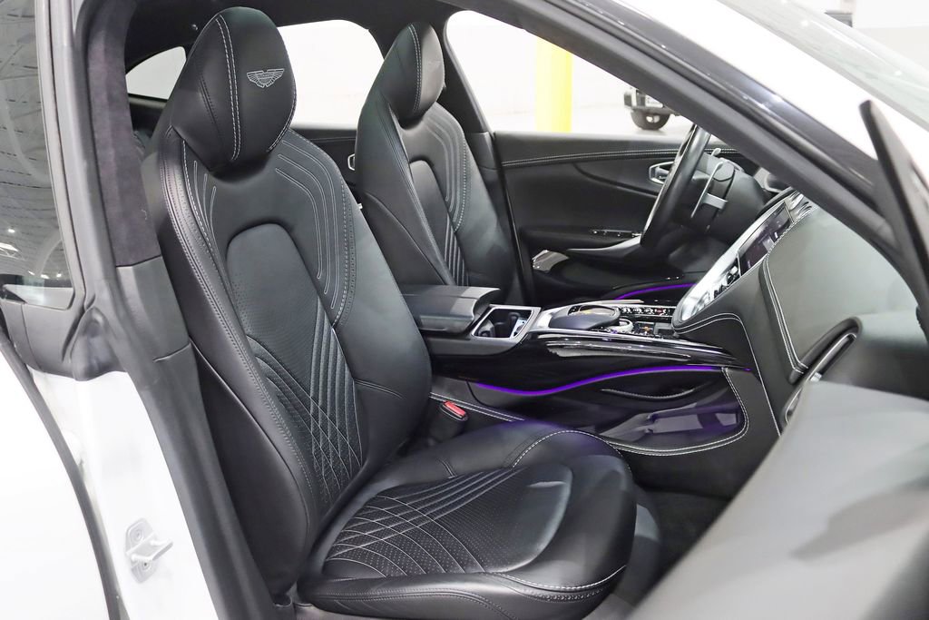 Used 2021 Aston Martin DBX AWD/4WD image 33
