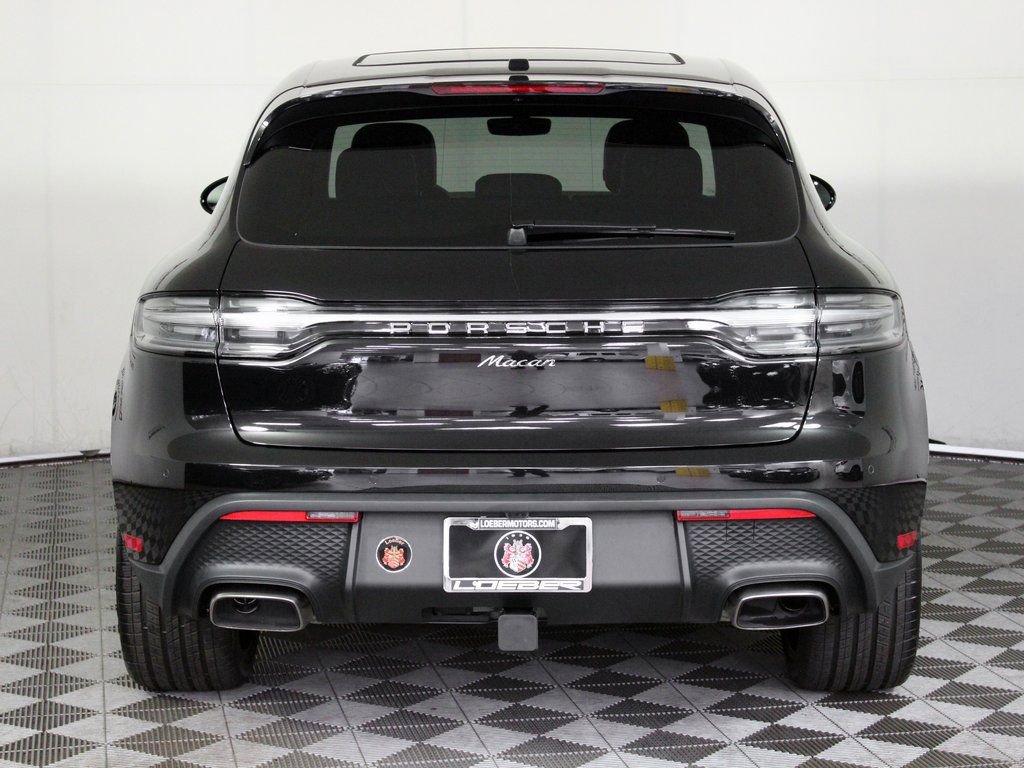 Certified 2025 Porsche Macan image 6