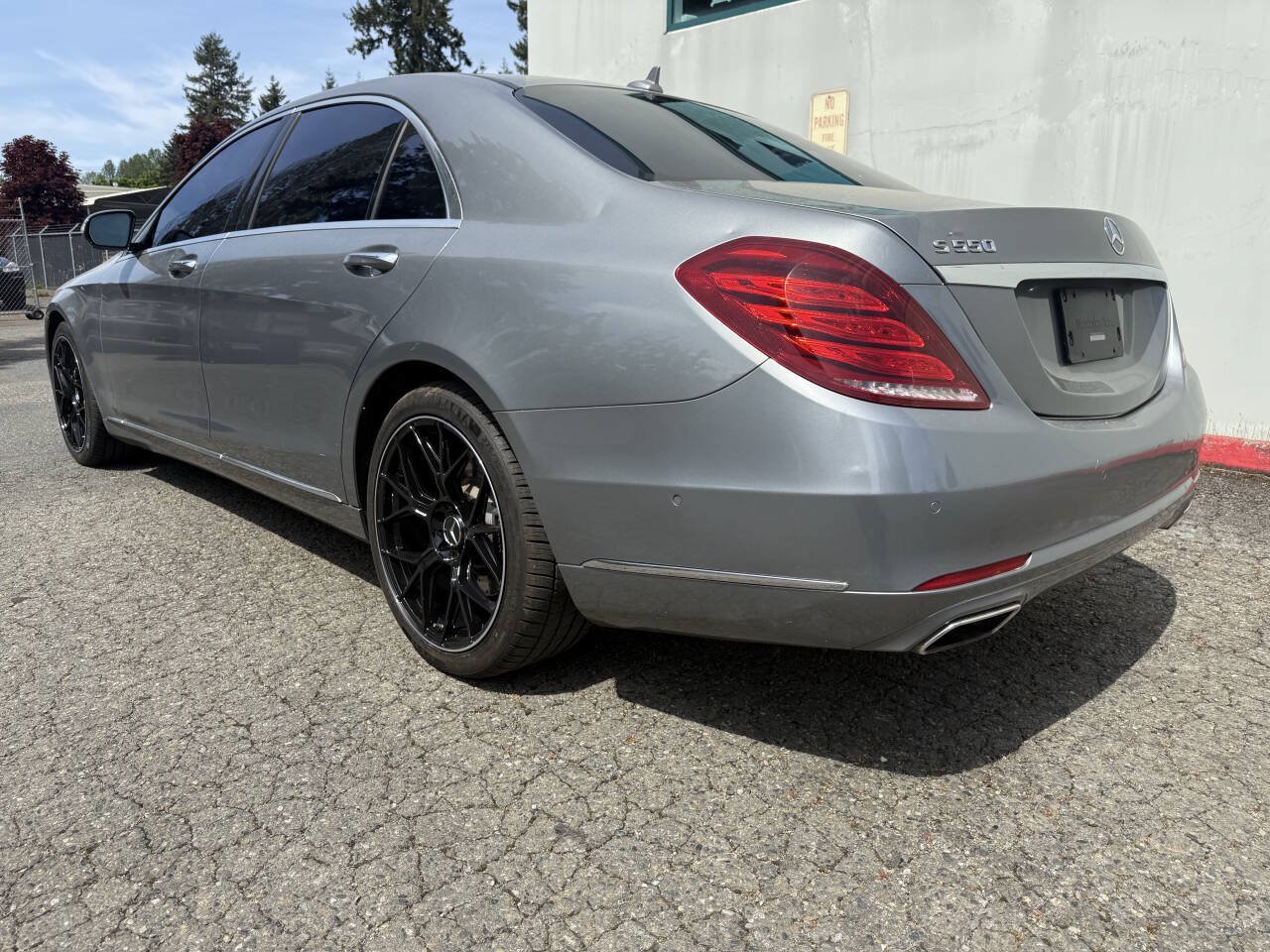 Used 2015 Mercedes-Benz S 550 Sedan image 7