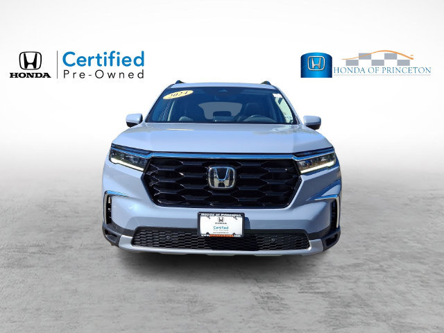 Certified 2024 Honda Pilot Touring image 2