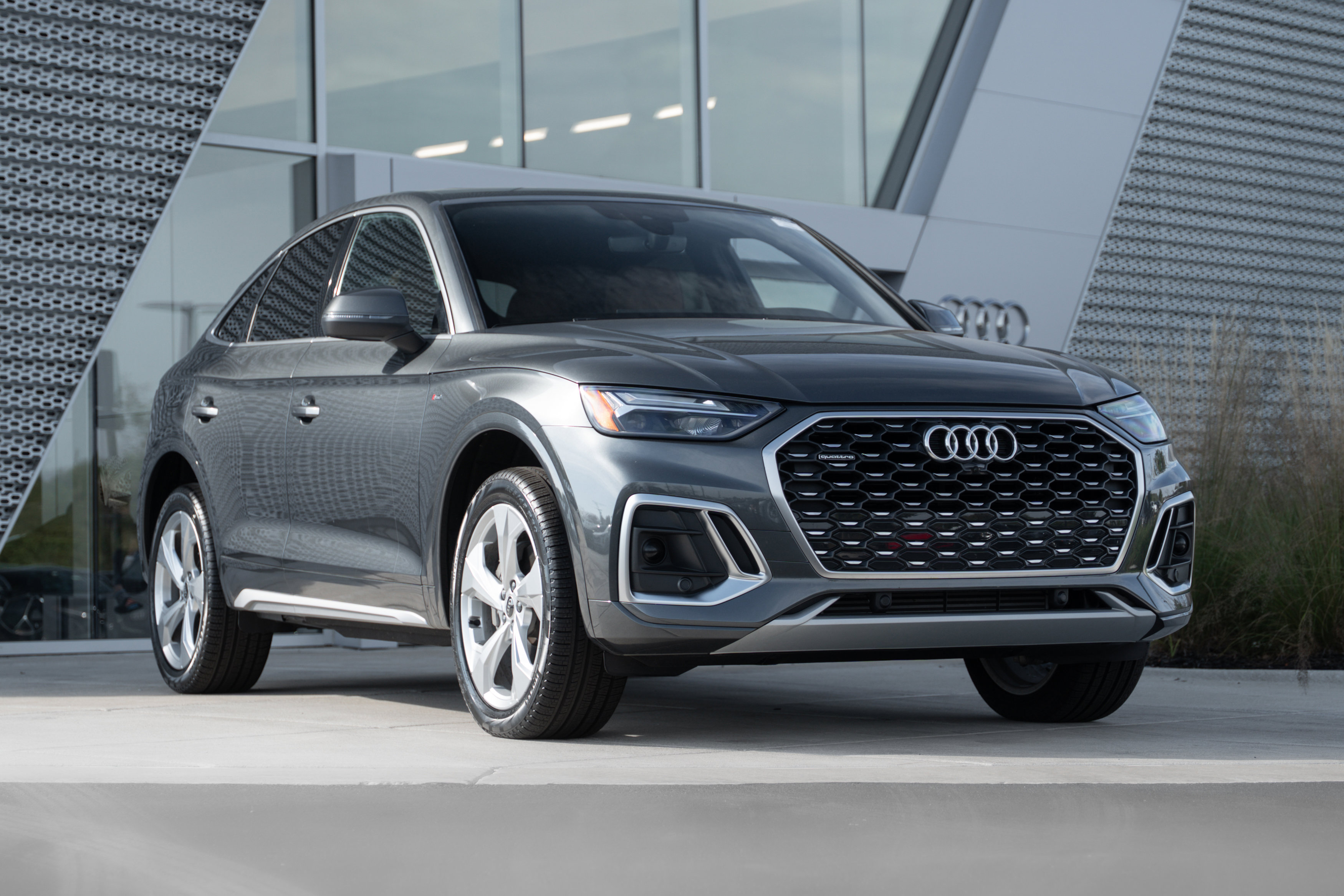 Certified 2025 Audi Q5 2.0T Premium Plus w/ Premium Plus Package