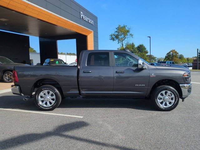 New 2026 RAM 2500 Laramie AWD/4WD image 3