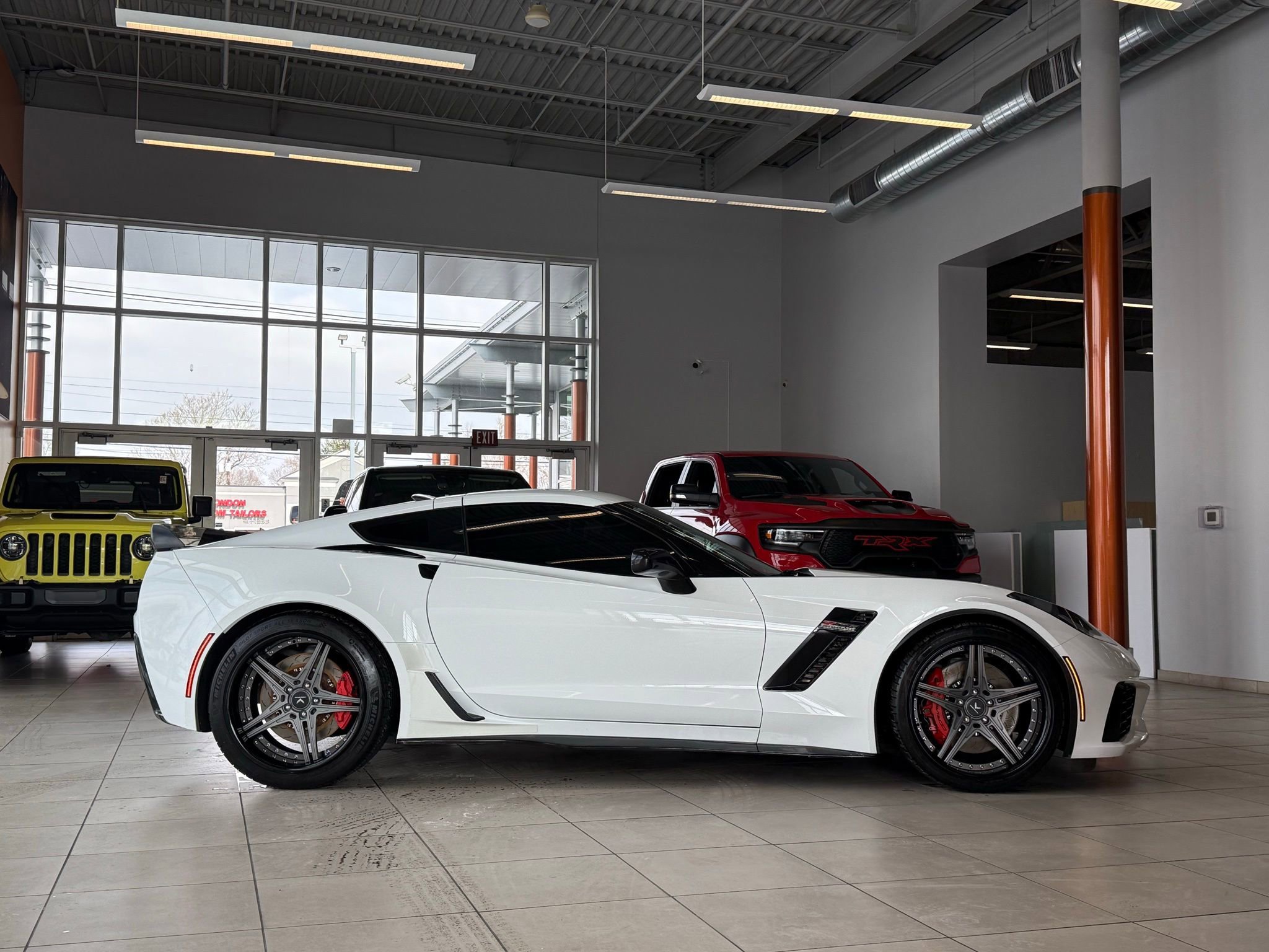 Used 2016 Chevrolet Corvette Z06 image 4