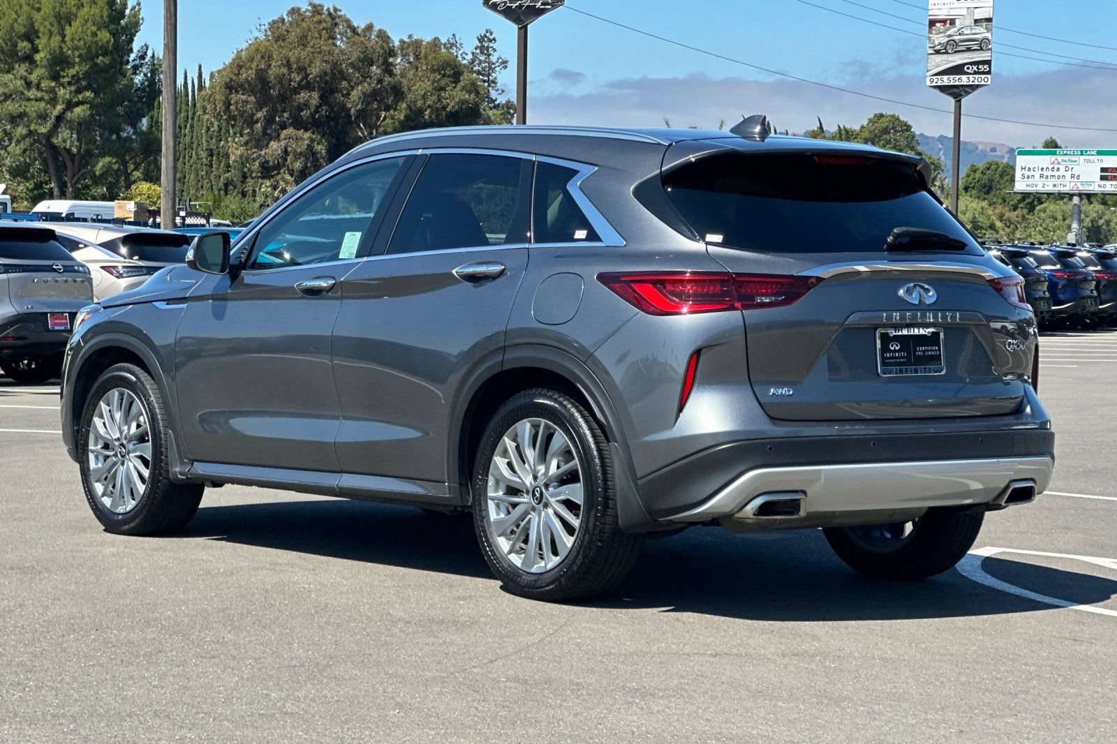 Certified 2025 INFINITI QX50 Luxe AWD/4WD image 6