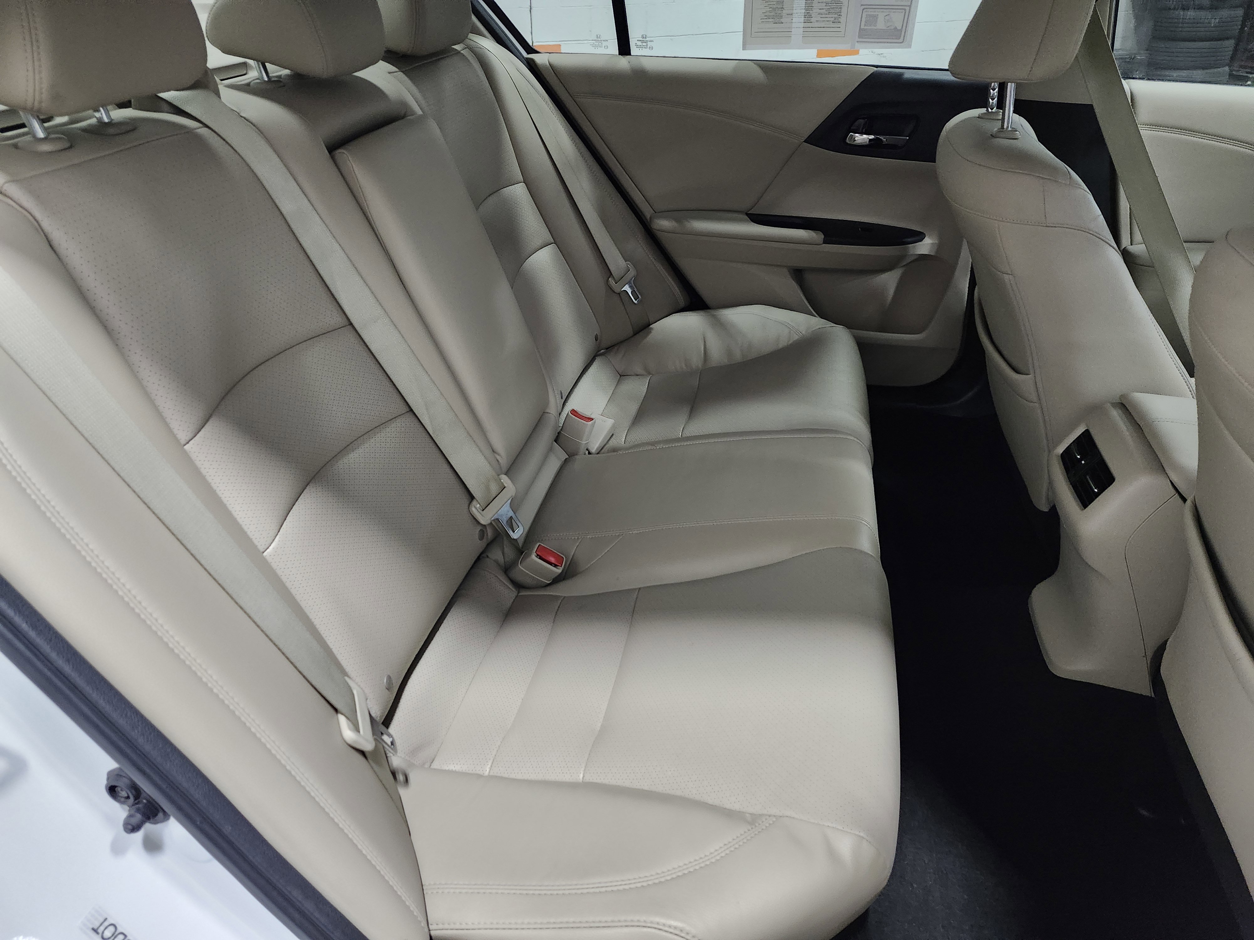 Used 2017 Honda Accord EX-L image 20