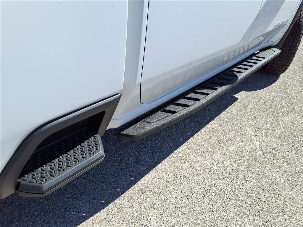New 2026 GMC Sierra 2500 AT4 w/ AT4 Premium Plus Package image 29