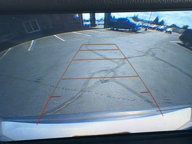 Used 2020 Chevrolet Suburban LT image 15