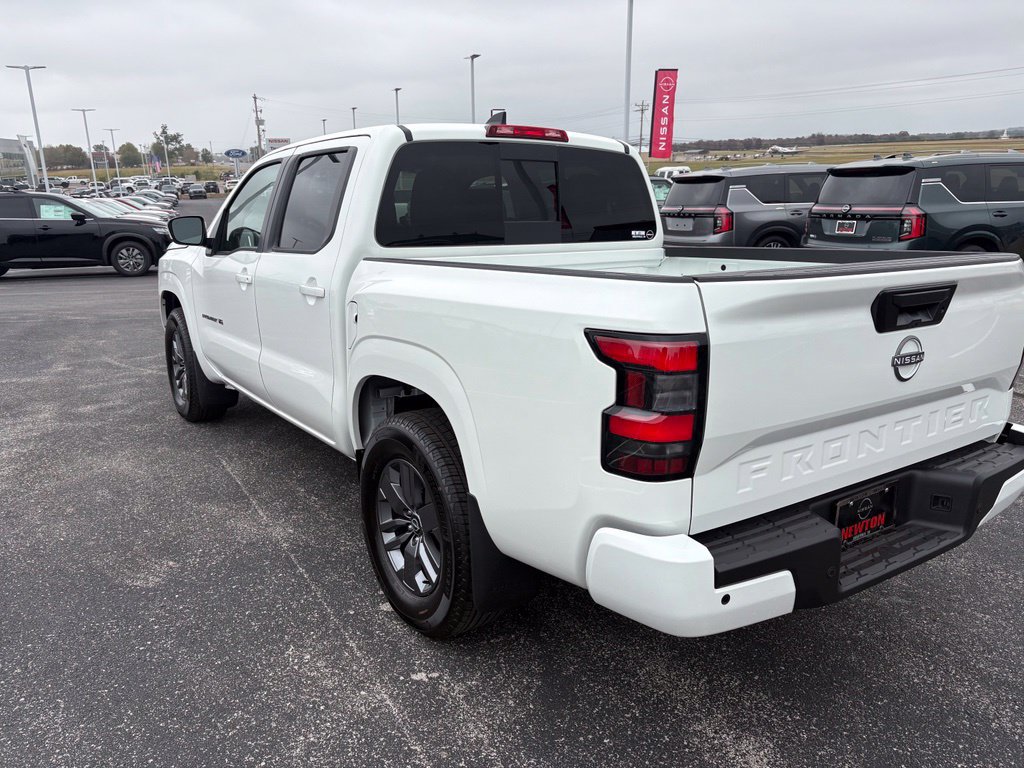 New 2027 Nissan Frontier SV RWD image 8