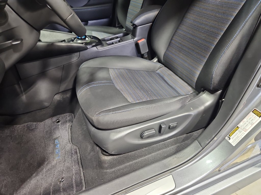 Used 2024 Nissan Leaf SV Plus FWD image 7